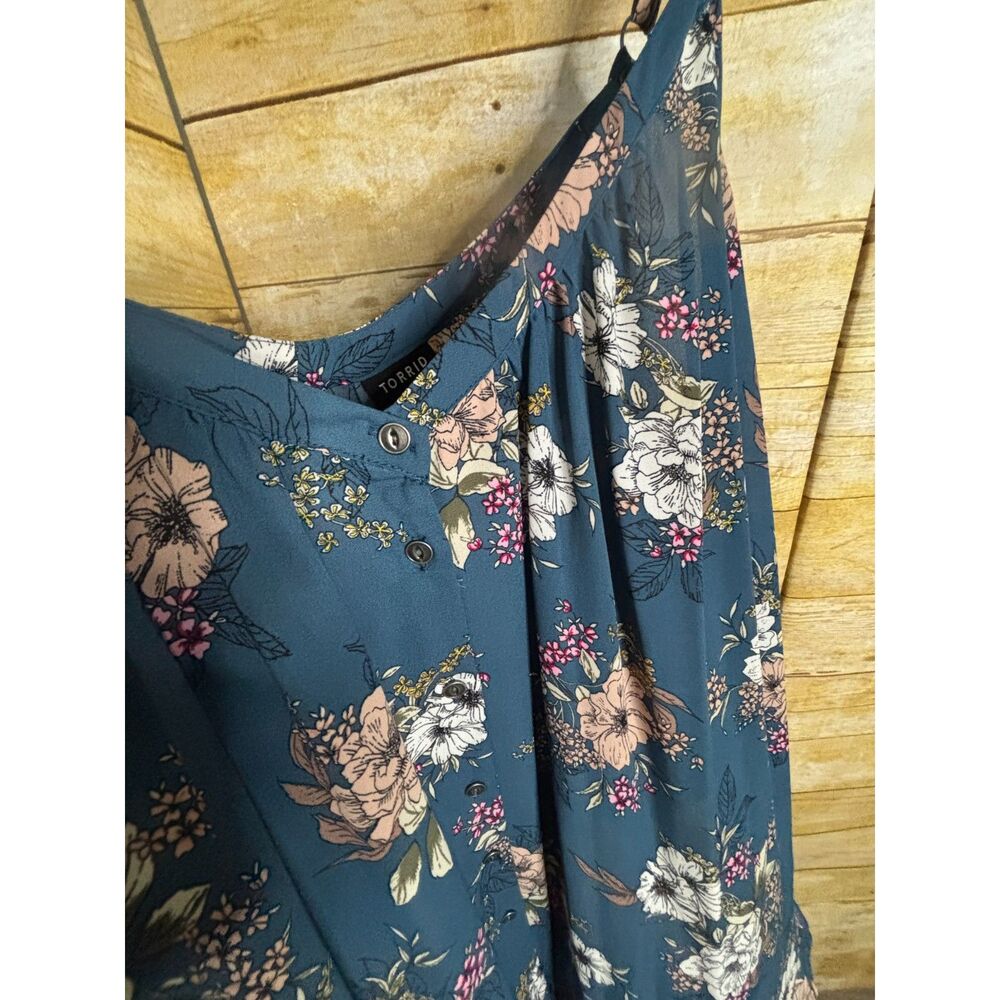 Torrid Floral Print Button Front Georgette Semi-S… - image 3